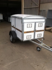 Game Trailer Game Trailer manufactured by KM Dog Trailers