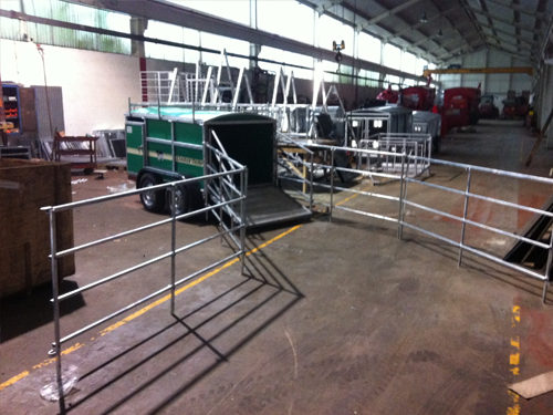 livestock trailer with tread plate floor
