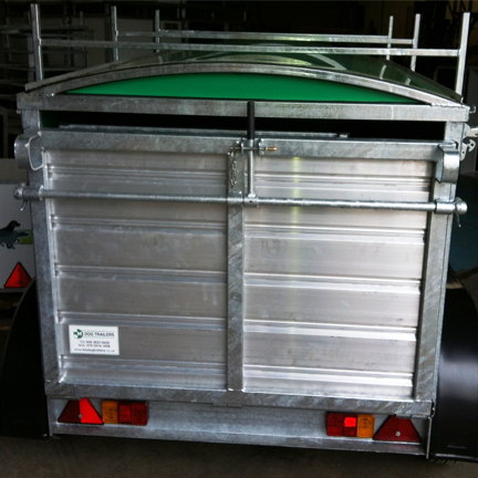livestock trailer with tread plate floor