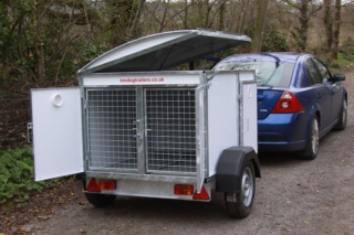 3 Berth dog trailer Dog Trecker - Dog Trailer