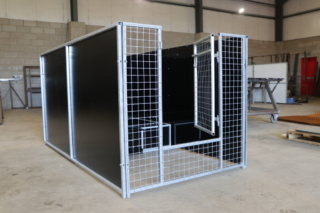 Galvanised Whelping box, whelping pen